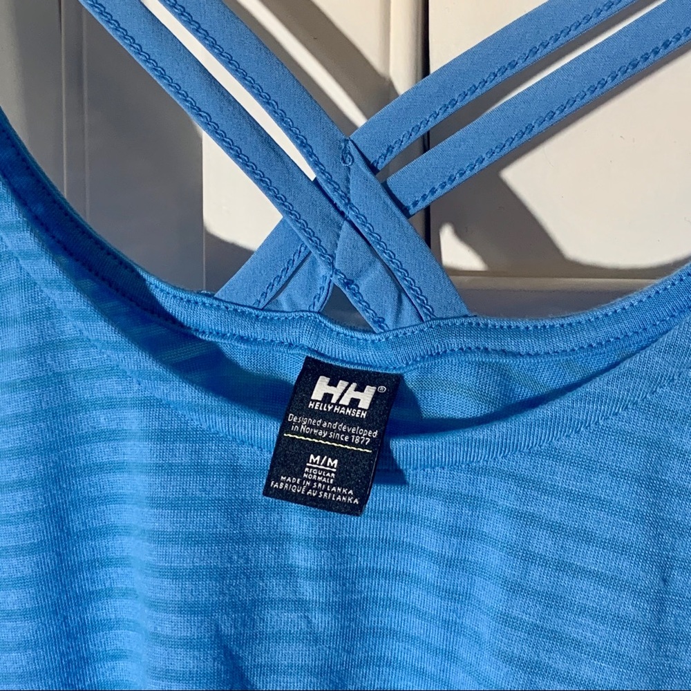 • HOST PICK! [Helly Hansen] Tank • - Picture 8 of 16